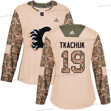 Adidas Calgary Flames #19 Matthew Tkachuk Maastokuvio Aito 2017 Veterans Day Ommeltu NHL Paita – Naisten