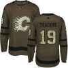 Adidas Calgary Flames #19 Matthew Tkachuk Vihreä Salute to Service Ommeltu NHL Paita – Nuoret