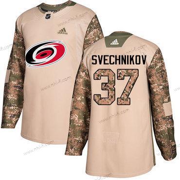 Adidas Carolina Hurricanes #37 Andrei Svechnikov Maastokuvio Aito 2017 Veterans Day Ommeltu NHL Paita – Miesten