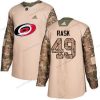 Adidas Carolina Hurricanes #49 Victor Rask Maastokuvio Aito 2017 Veterans Day Ommeltu NHL Paita – Miesten