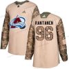 Adidas Colorado Avalanche #96 Mikko Rantanen Maastokuvio Aito 2017 Veterans Day Ommeltu NHL Paita – Nuoret