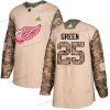 Adidas Detroit Red Wings #25 Mike Vihreä Maastokuvio Aito 2017 Veterans Day Ommeltu NHL Paita – Nuoret