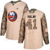 Adidas New York Islanders #41 Jaroslav Halak Maastokuvio Aito 2017 Veterans Day Ommeltu NHL Paita – Miesten