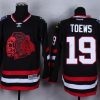 Chicago Blackhawks #19 Jonathan Toews 2014 Stadium Series Musta With Punainen Skulls Paita – Miesten