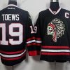 Chicago Blackhawks #19 Jonathan Toews Musta The Indians Skulls Paita – Miesten