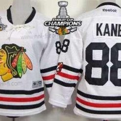 Chicago Blackhawks #88 Patrick Kane 2015 Talvi Klassinen Valkoinen Paita W/2015 Stanley Cup Champion Patch – Lasten