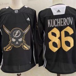 Tampa Bay Lightning #86 Nikita Kucherov Musta Pirate Themed Warmup Aito Paita – Miesten