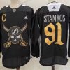 Tampa Bay Lightning #91 Steven Stamkos Musta Pirate Themed Warmup Aito Paita – Miesten